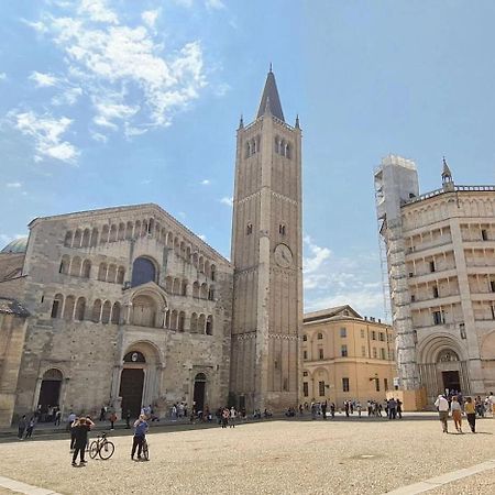 Luxury 1 Al Duomo Di Parma Exterior foto